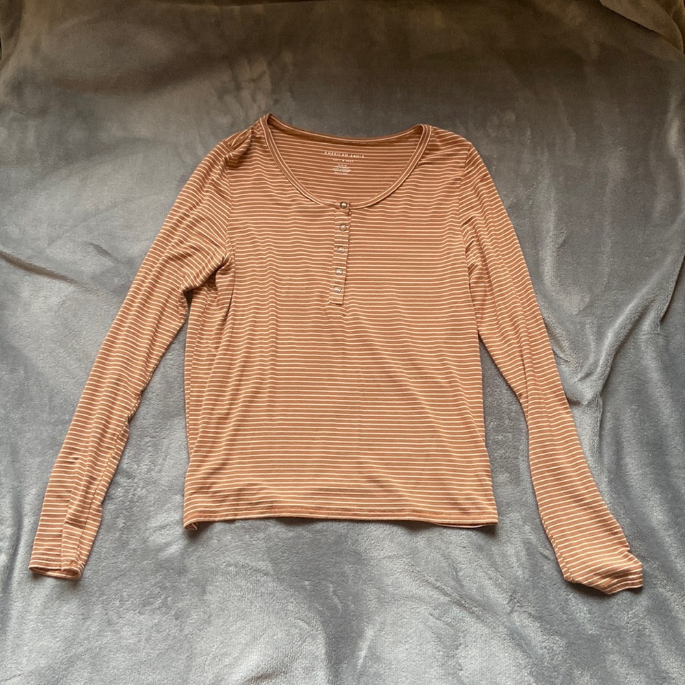 American Eagle soft and sexy long sleeve. Medium